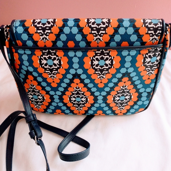 Vera Bradley Leather CrossBody Bag - Picture 2 of 5